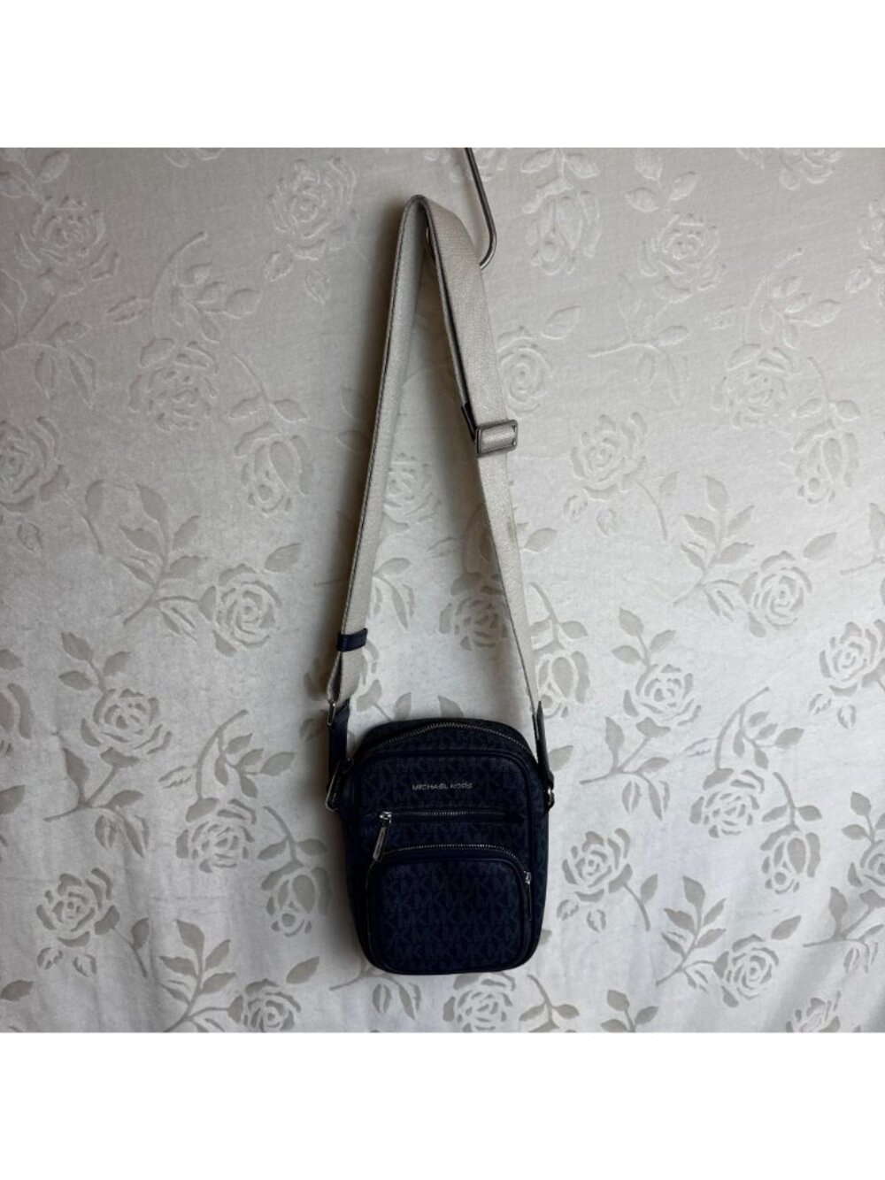Michael Kors Jet Set Item North South Crossbody Flight Bag MK Admiral Messenger - Picture 4 of 7